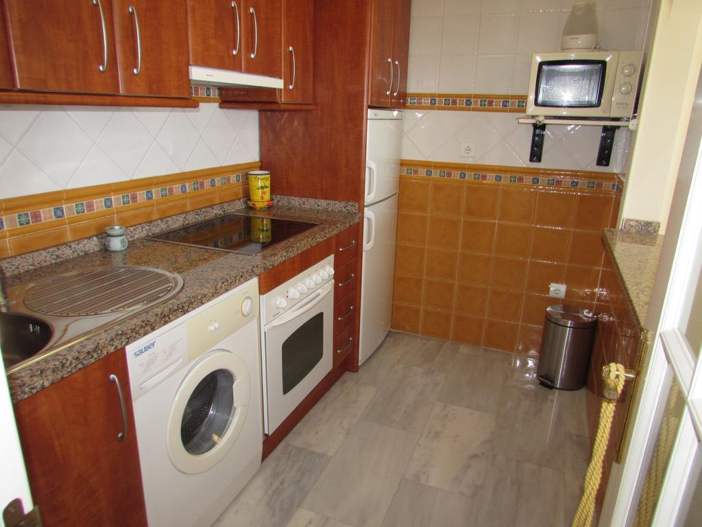 Home4Holidays Nerja Cameră foto
